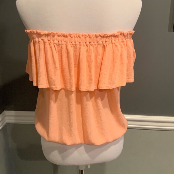 Express peach off shoulder tie front top med - Picture 3 of 4